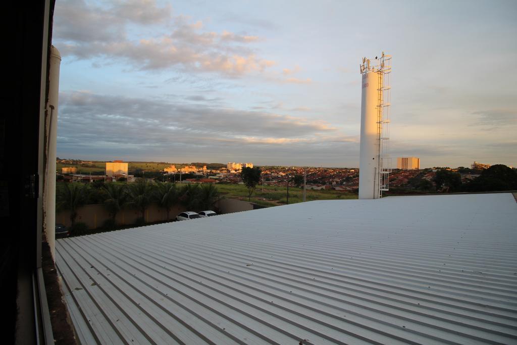 Pousada Do Mineiro Olímpia Esterno foto
